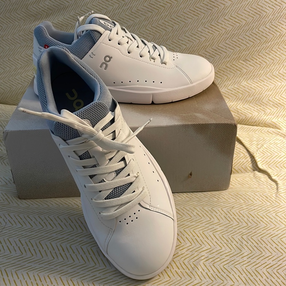 Brand new in box ON The Roger advantage